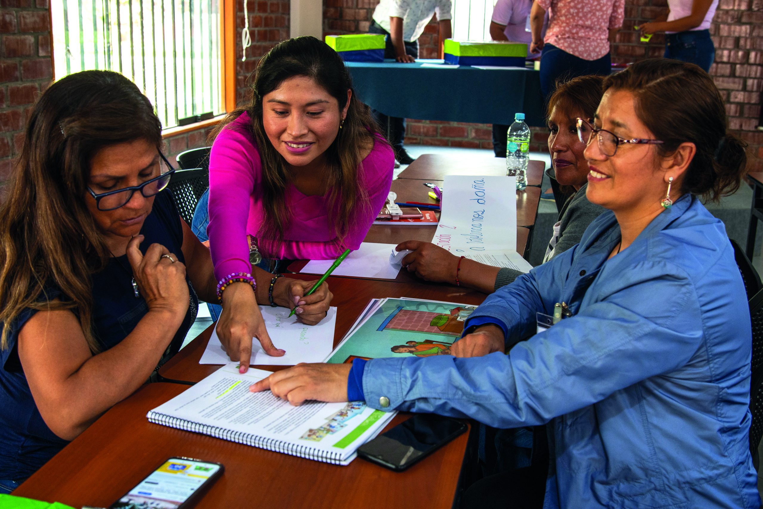 Fortaleciendo capacidades de docentes y directivos