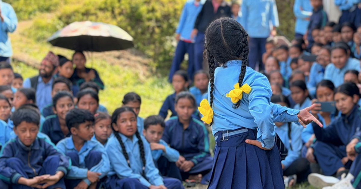Nepal: Fe y Alegría aprende de nuevo a nacer
