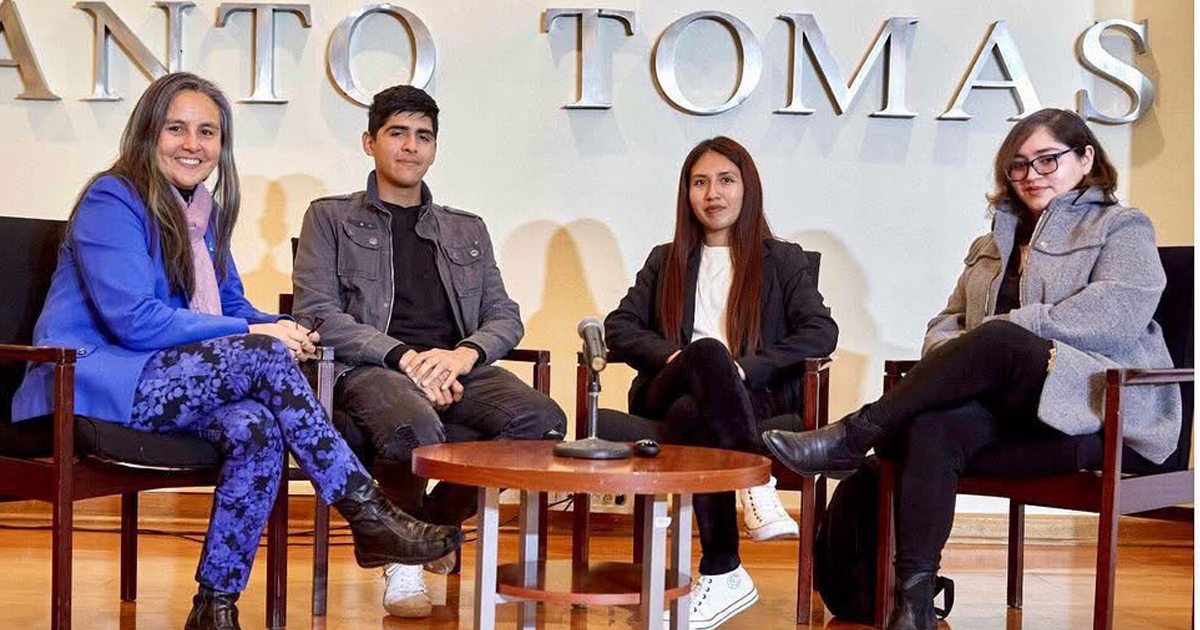 Lisseth ha participado en charlas y seminarios, siempre dando su testimonio desde Fundación Súmate.