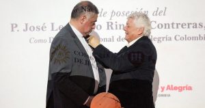 Fotografía: Fe y Alegría colombia. Posesión nuevo directo Nacional.